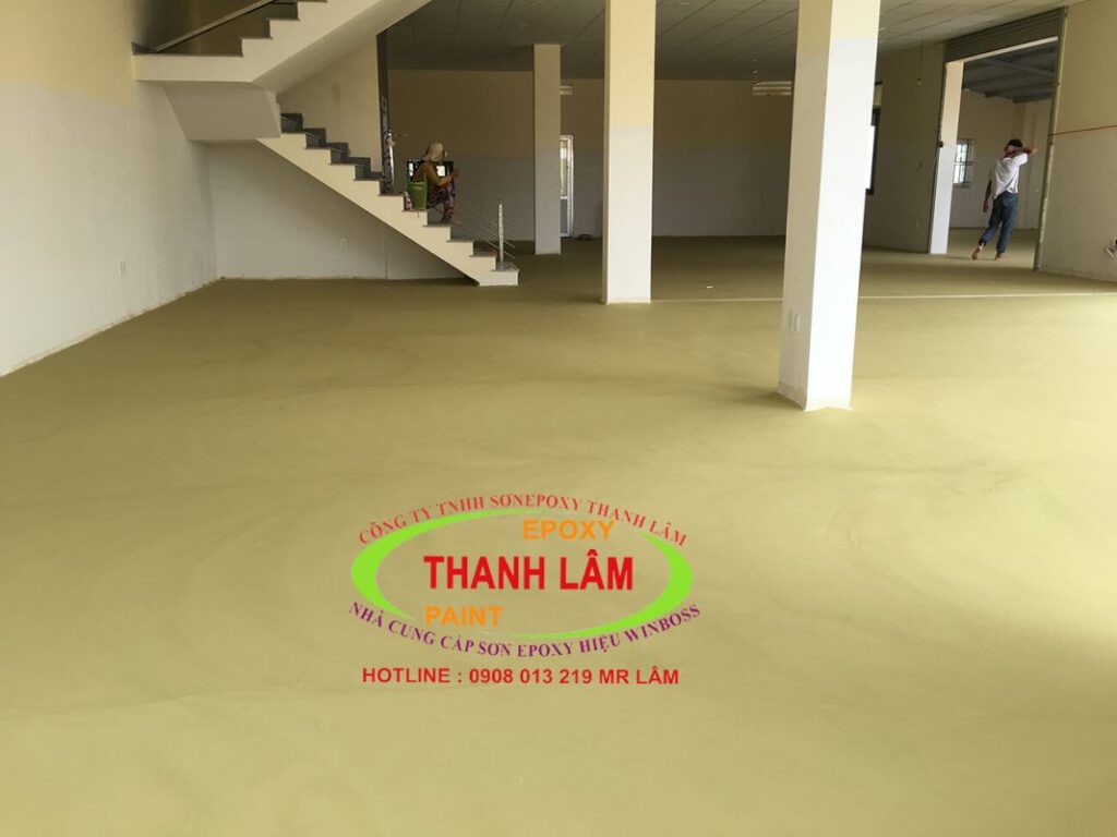 Cán Vữa Pu Polyurethane Tòa Nhà Phòng Trưn Bày Mẫu